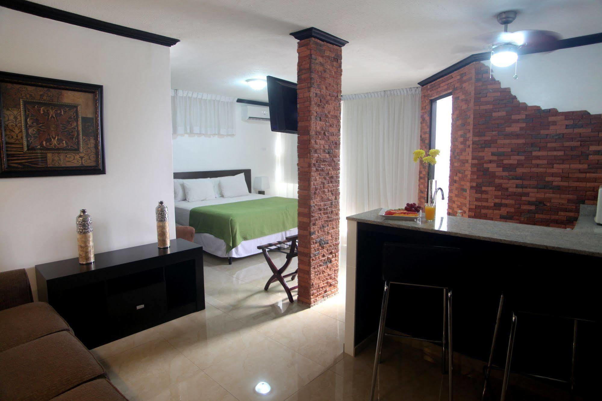Az Hotel And Suites ปานามาซิตี้ ภายนอก รูปภาพ